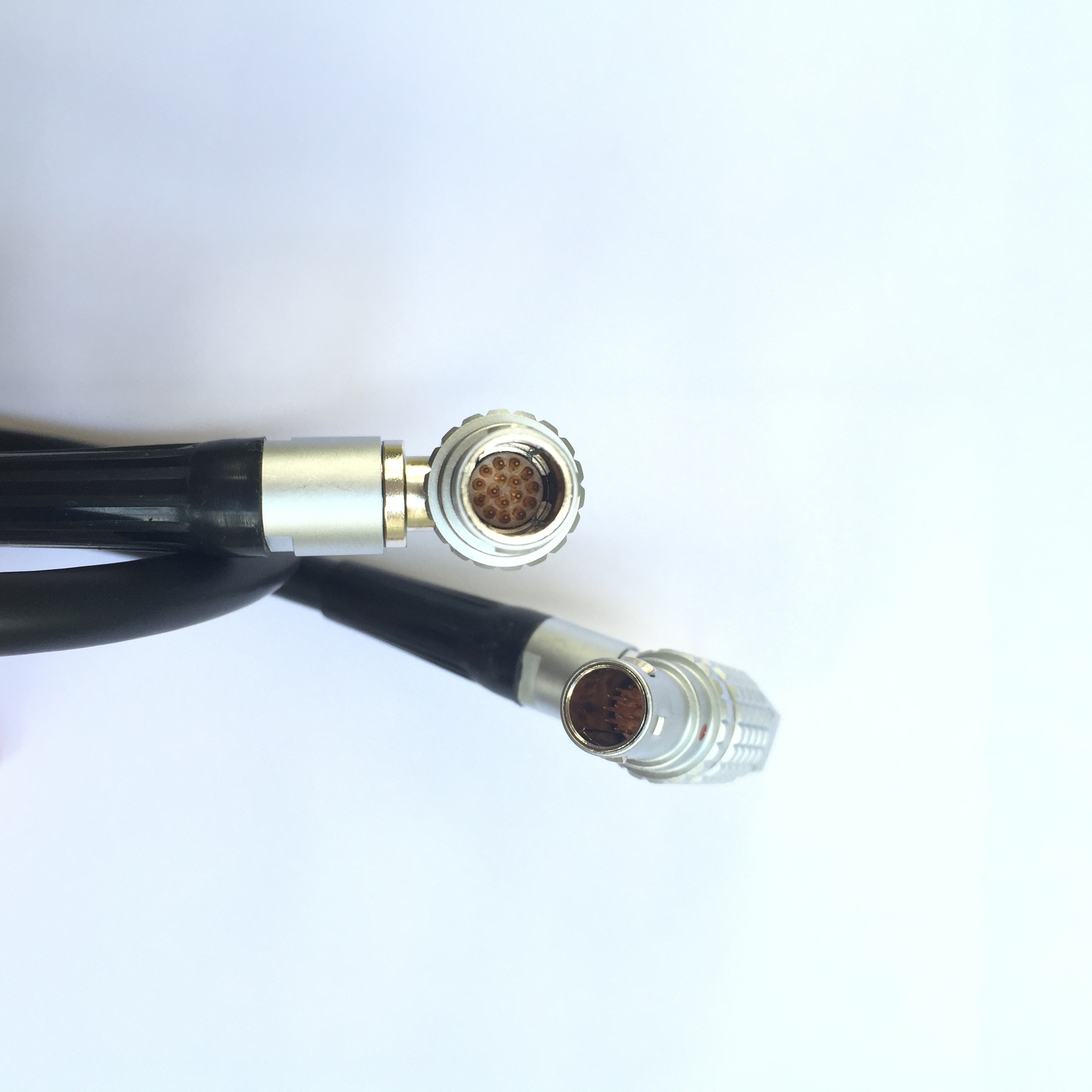 Alvin's Cables Red One Red Epic Scarlet LCD EVF Cable 16 Pin Male Right